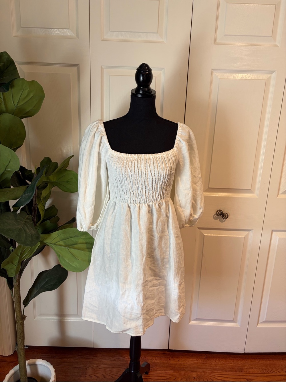 Tuckernuck 100% Linen Annie smocked mini dress small